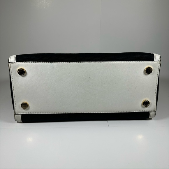 Michael Kors Purse - Picture 5 of 6